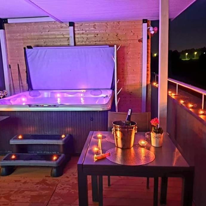 Apartament - Jacuzzi Rzeszów Exteriér fotografie