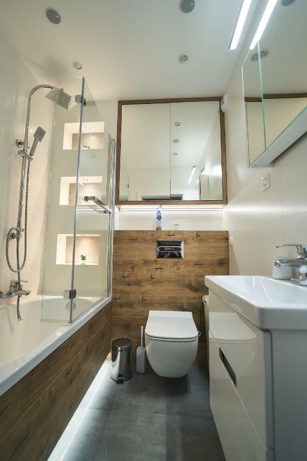 Apartament - Jacuzzi Rzeszów Exteriér fotografie
