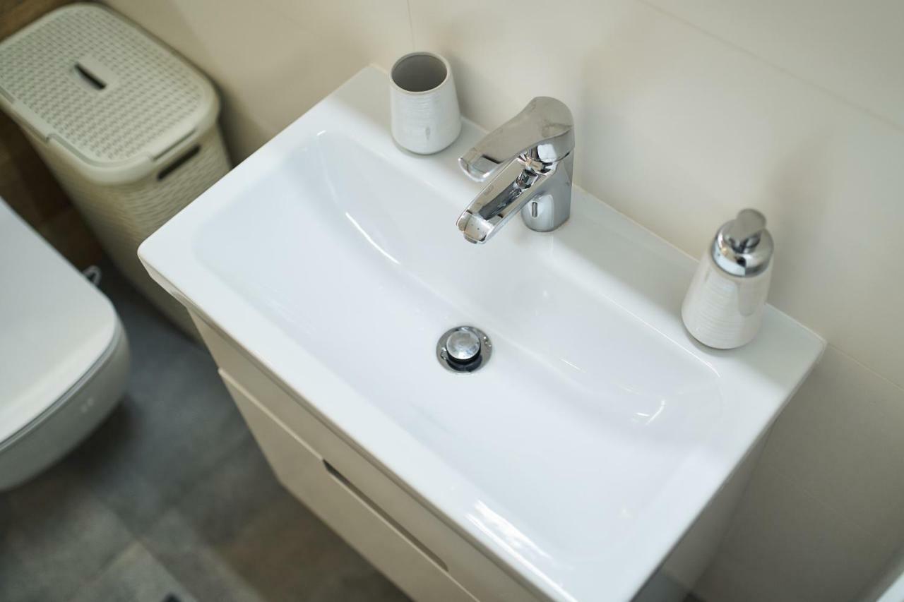 Apartament - Jacuzzi Rzeszów Exteriér fotografie