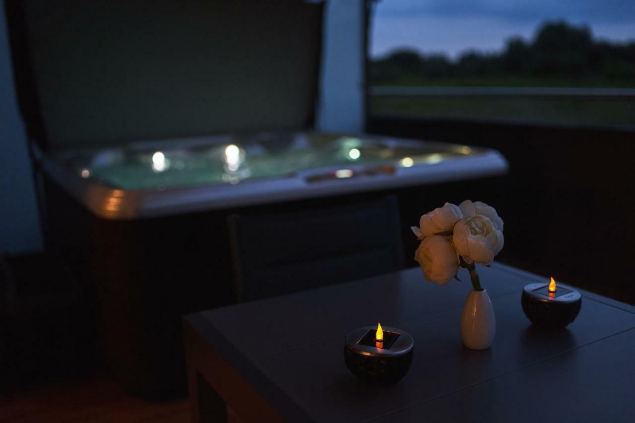 Apartament - Jacuzzi Rzeszów Exteriér fotografie